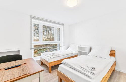 Perfekt für Firmen und Gruppen - 1 Haus - 12 Wohnungen - Foto 1