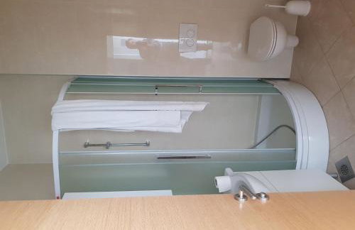 Contemporary Apartment in Neviđane near Sea - Foto 40