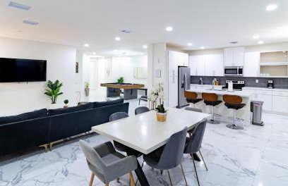 Tropical Villa wJacuzzi Big Terrace & Billiards - Foto 9