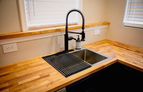 Cozy Pool & Hot Tub Retreat by Casino - Foto 20