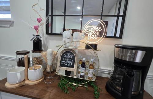 Serene Family Retreat Jax w/Pool + Firepit. - Foto 5