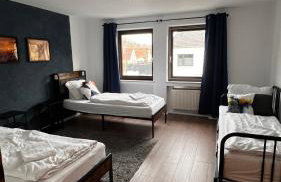 NoSpeedLimit-Design Apartment-100qm-bis zu 8 Personen-Parkpatz - Foto 12