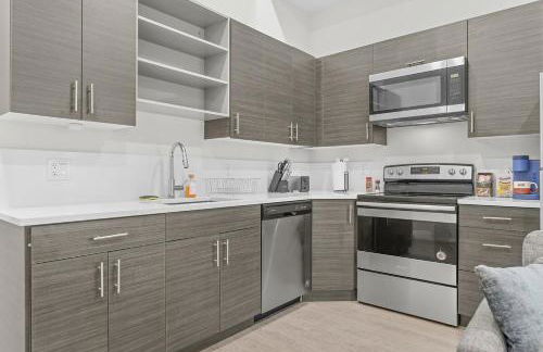 Luxury Condo l DT l Playhouse Square l Sofa Bed - Foto 10