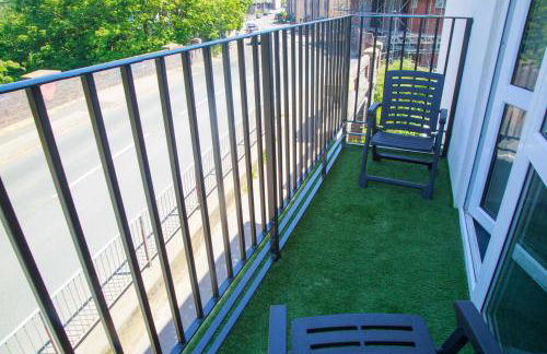 Bridge Court by Sterling Edge Apartments - Luxury Aparthotel - Stylish 1-bed Apartments - Balcony with Canal View or Private Garden - Free Parking - Foto 67