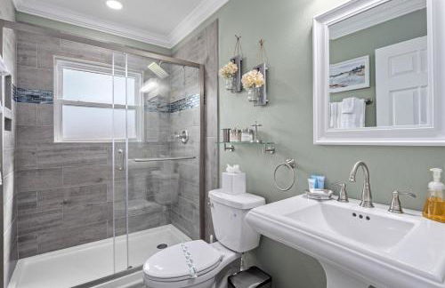 Brand NEW Modern Luxury wPrivate Pool Hot Tub BBQ Home Cinema 2 Miles to Disney - Foto 38