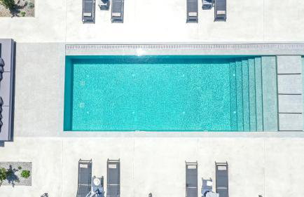 Nostra Terra Villa, 2-acre Secluded Nature Escape with Heated Pool, By ThinkVilla - Foto 12