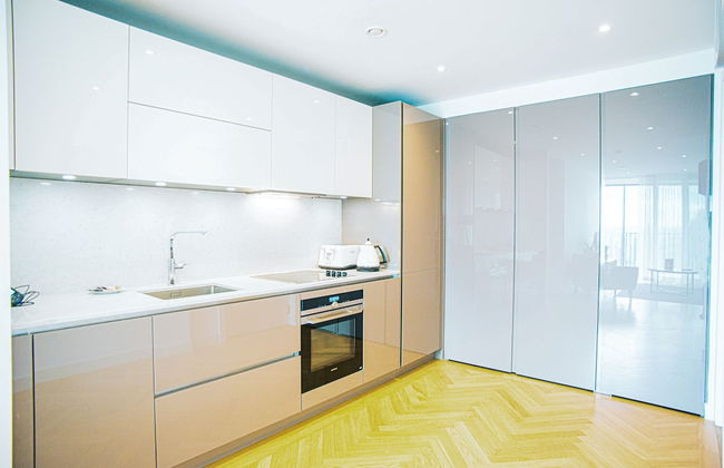 High Rise 1 Bedroom Apartment in Southbank - Foto 4