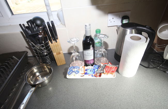 Deane House - Photo 12