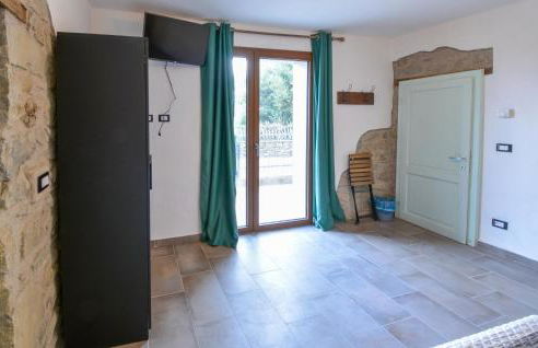 Awesome Home In Burzanella With Kitchen - Foto 14