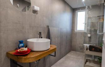 Modern Urban Oasis - Korčula - Photo 43