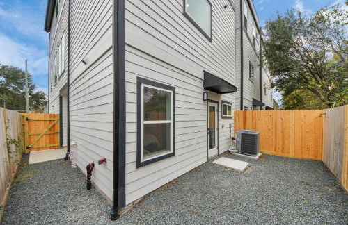 3Bdr 6Beds in Ellegant Home with Rooftop Lounge and SkylineView - Foto 40