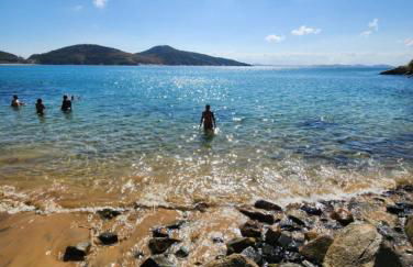 Loft Frente ao Mar com Piscina Aquecida, Sauna Privada - Arraial do Cabo - Photo 1