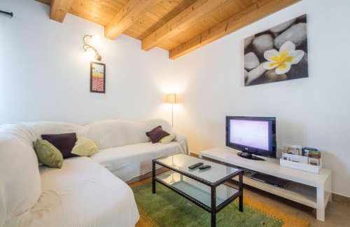 Villa Sandi, mediterranean Villa with pool and jacuzzi - Foto 32