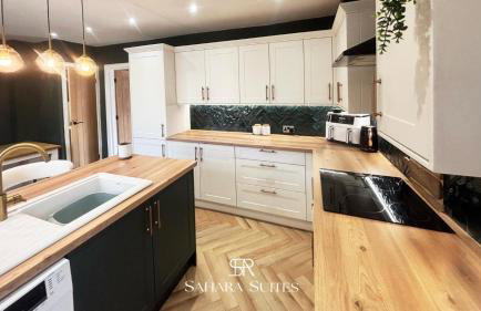 Stylish 2-BR Home sleeps 4 - Contractor & Family - Parking - Foto 8