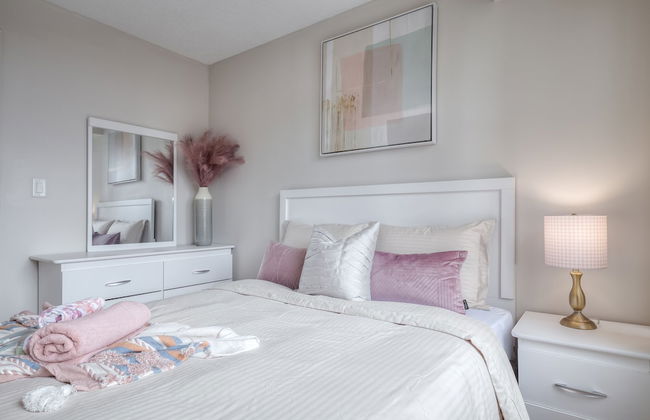 Waterfront York Blvd - Photo 4