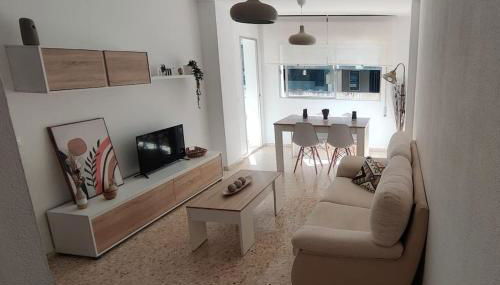 Amplio apartamento junto a la Playa Victoria - Foto 2