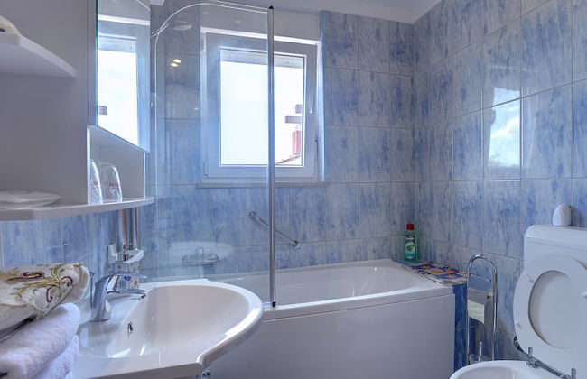 Modern Holiday Home With Pool in Bratulici - Foto 20