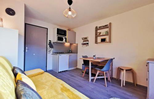 Appartement Lélex - 4 personnes - pied des pistes - vue montagne - Foto 7