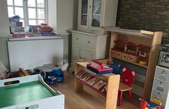 15th Century 6-bed Farmhouse, Sleeps 11, Pets Ok - Photo 20