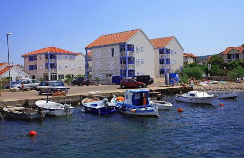 Aparthotel Marina Gromela - Photo 61