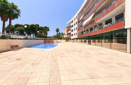 UHC SOL CAMBRILS PARK - Photo 38