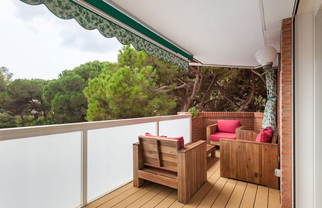 Pineda Be My Guest Castelldefels - Photo 1