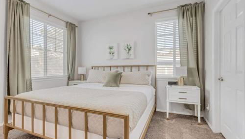 Ground Floor King Beds Pool Gym Near Hill AFB - Foto 4