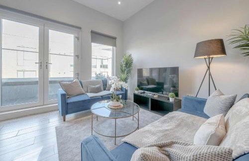 Beautiful 2BR Penthouse Ideal For Families By Charles Richardson ltd Short Term Rentals Couldson - Foto 10