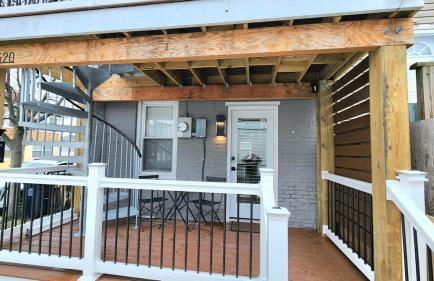 The Row House- Modern, Stylish and Newly Updated! - Foto 39