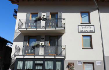 Aparthotel Dolomites Living&Relax - Foto 1