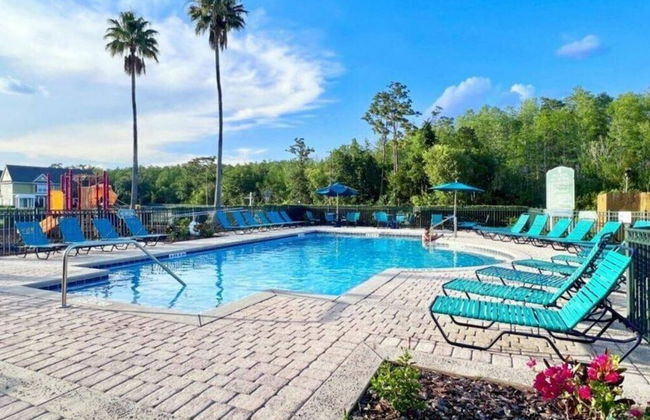 Charming Townhouse Near Disney - Photo 50