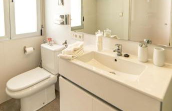 Ático de Lujo con vistas al mar, primera línea Playa del Postiguet - Photo 24