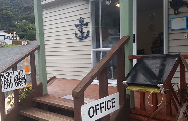 Oamaru Bay Tourist Park - Photo 2