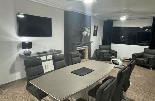 Large Villa in Maspalomas with Huge Private Pool, Jacuzzi & Gym - Foto 52