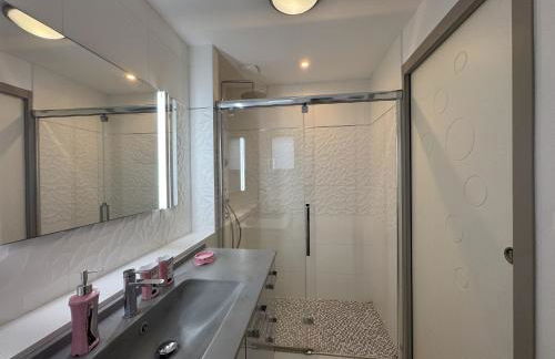 Arnage Corner Lodge - Circuit 24h du Mans - Photo 10