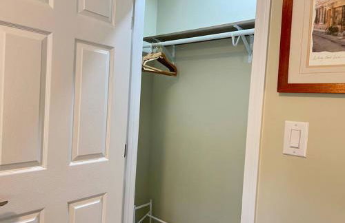 Quantico Graduation Home Visit DC 5 bedrooms 2 King Beds Stafford - Foto 14