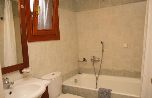 Mylos Hotel Apartments - Photo 130