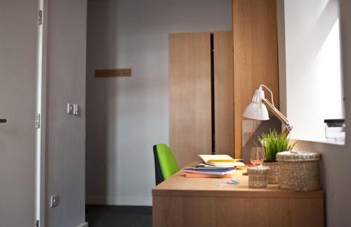 For Students Only - Algernon Firth in Leeds - Foto 18