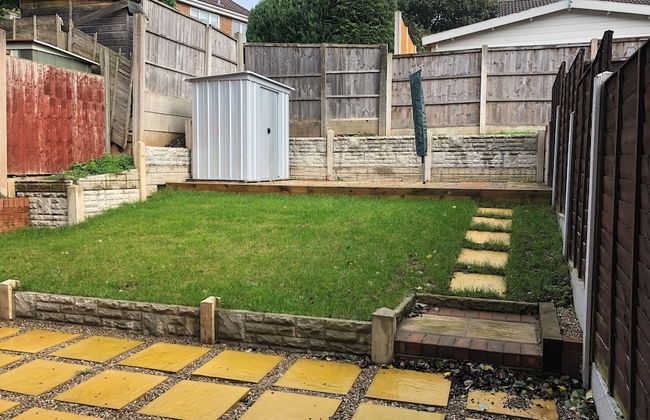 Captivating 1-bed Apartment in Hednesford - Foto 10