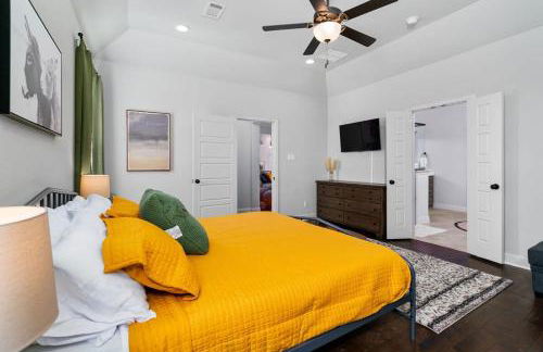 The Noble House Near Magnolia & Baylor W Pool - Photo 61