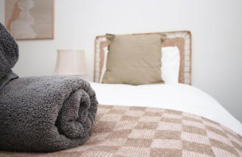 Modern Two BR | Free Parking - Foto 51