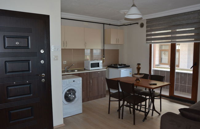 Günaydın Airport Apartment - Photo 6