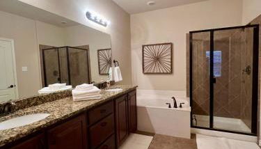 Luxury Legacy West Townhouse - Foto 5, Shower