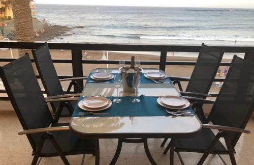 Espectacular en primera línea de la playa - Foto 28