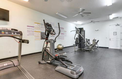 5 Mi to WDW! Spacious Resort Escape with Pool Access - Foto 31