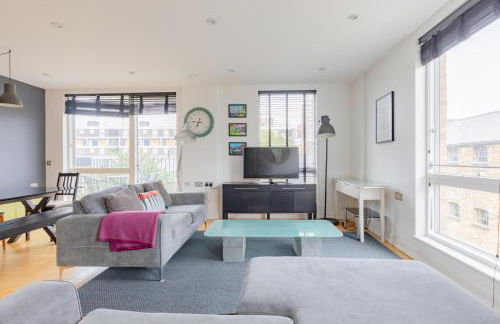 3BD Canalside Flat in De Beauvoir Town - Foto 49