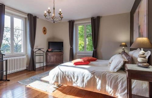 Demeure de charme avec étang privé et piscine couverte - FR-1-583-460 - Foto 27