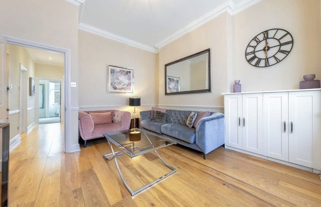 The Hertford Boutique - Photo 37