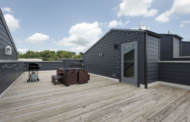 Harmony Highrise - Photo 15