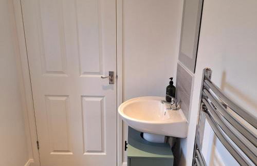 Two-bedroom Cottage - Sandstone Garden Patio - Free Parking - Pets Welcome - Foto 8